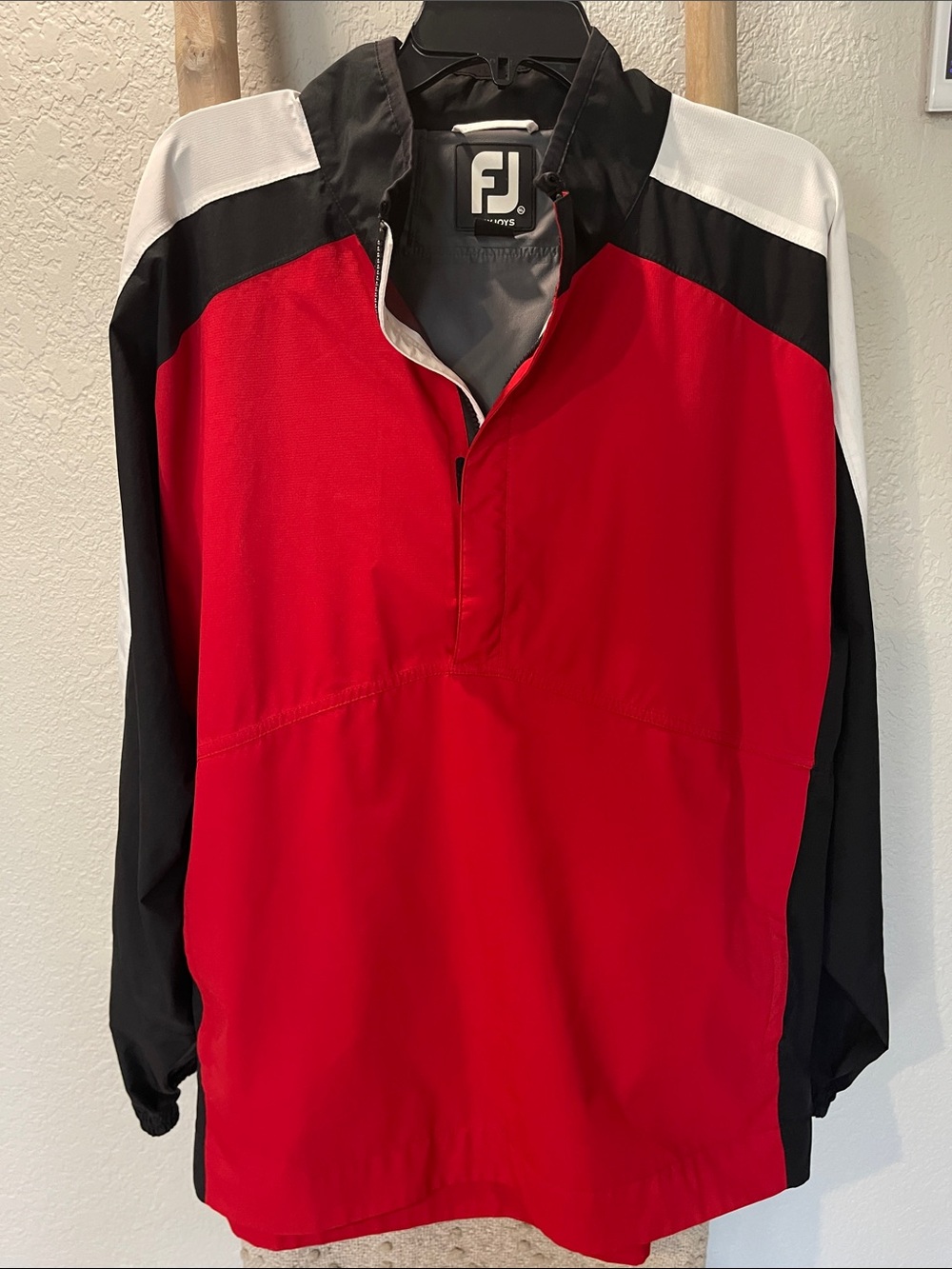FootJoy Red Black White Golf Pullover Jacket